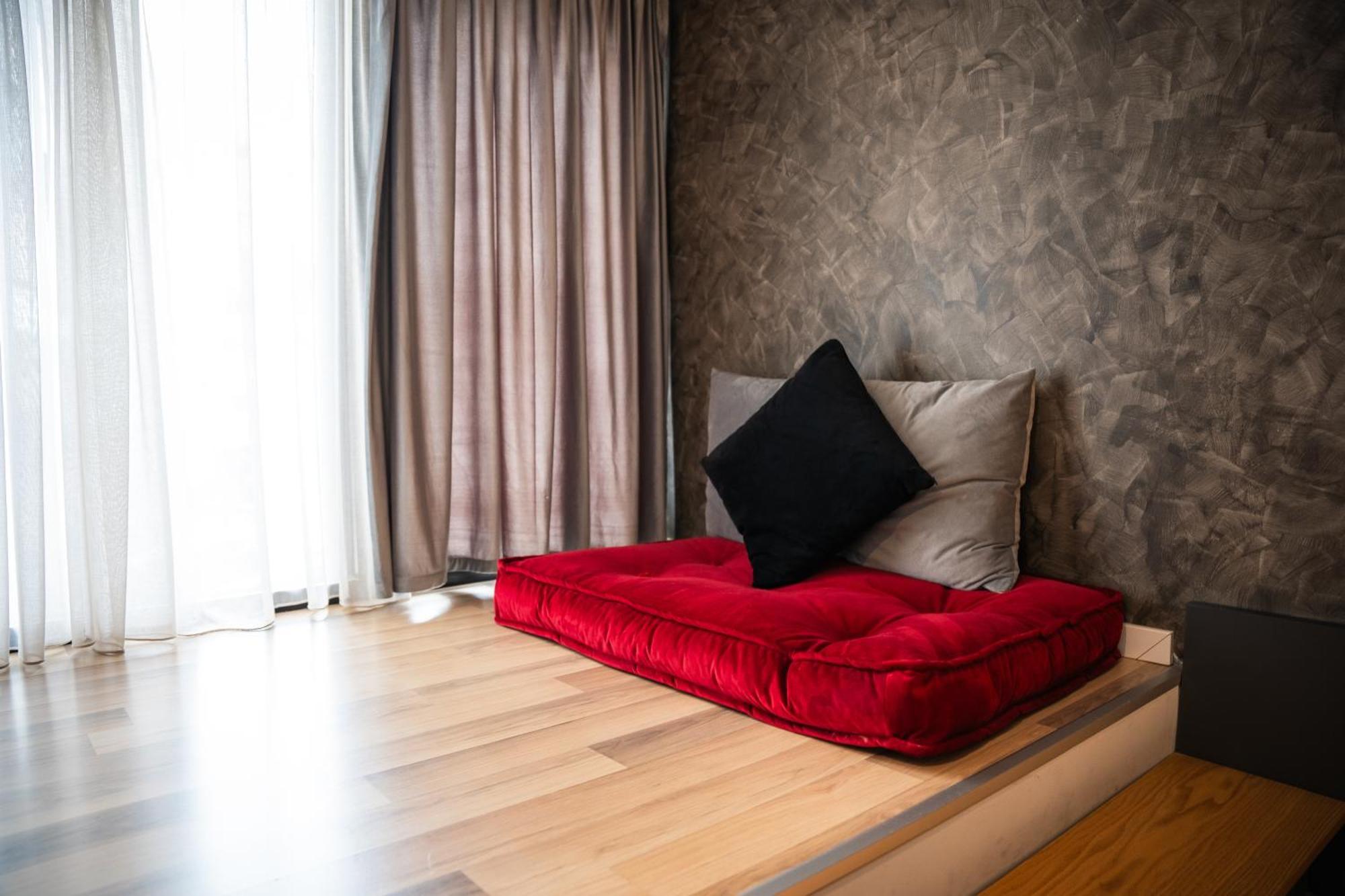 Center Boutique Hotel Tirana Extérieur photo
